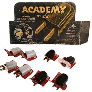 Vintage Academy Original Automatic Easy-On Plug Lot Of 8 Plus Display Topper NOS